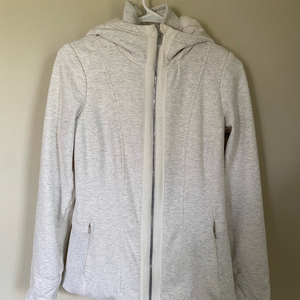 Athleta Women's heathered gray, sherpa lined hooded Jacket